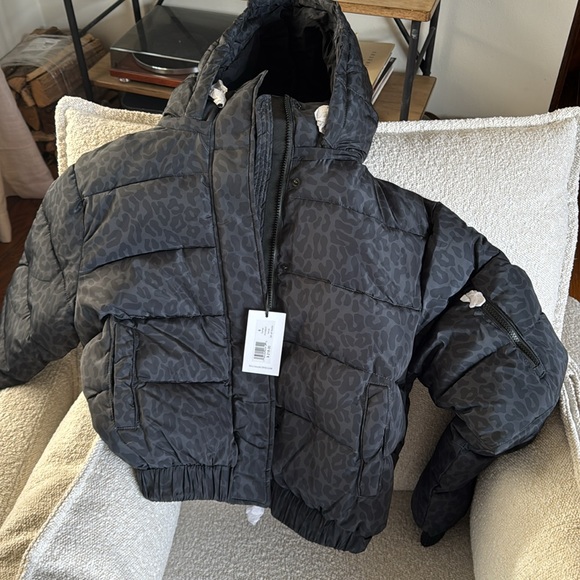 NWT IVL Puffer Coat - Picture 6 of 8